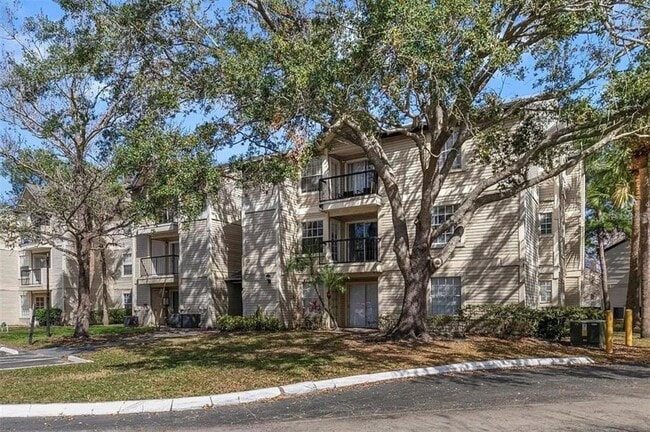 property at 1948 Lake Atriums Cir