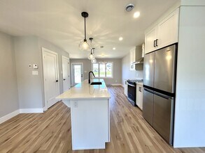 72 Cedar Hill Pl in St John's, NL - Building Photo - Building Photo