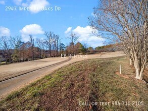 2947 Imperial Oaks Dr in Raleigh, NC - Building Photo - Building Photo