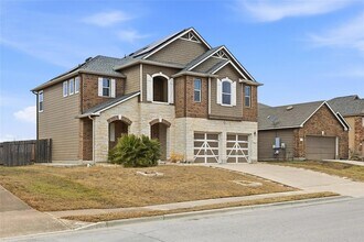 605 Saul St in Hutto, TX - Building Photo - Building Photo