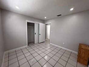 933 SW 16th Pl in Fort Lauderdale, FL - Building Photo - Building Photo