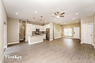 734 Reading St SE in Palm Bay, FL - Building Photo - Building Photo