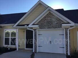 626 Vista Dr in Grovetown, GA - Building Photo