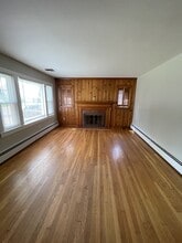 206 N Saratoga St in Salisbury, MD - Building Photo - Building Photo