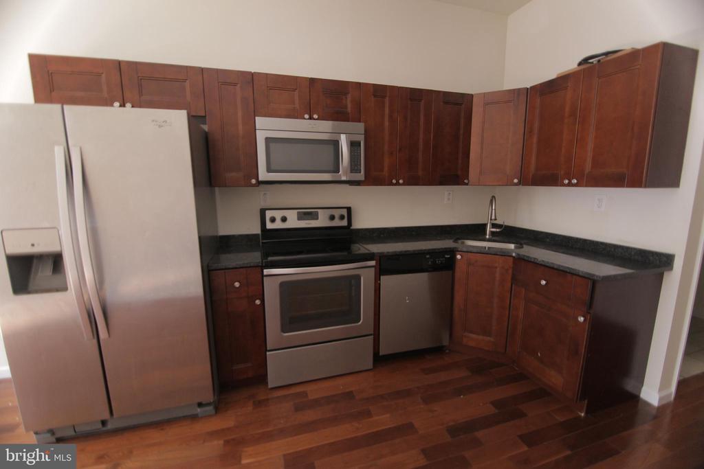 1828 N Bouvier St in Philadelphia, PA - Building Photo