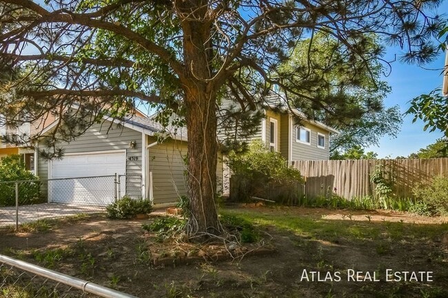 property at 4319 Moonbeam Dr