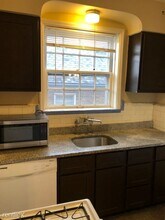 7520 York Dr in Clayton, MO - Building Photo - Building Photo