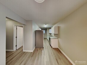 404 Bombing Range Rd in Columbia, SC - Foto de edificio - Building Photo