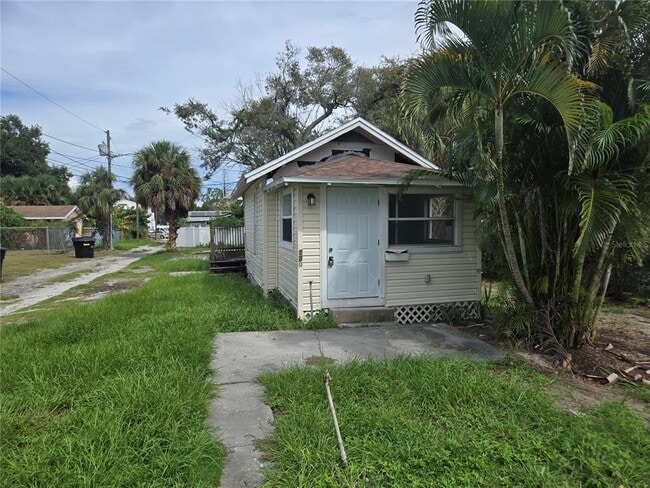 property at 2220 20th St S