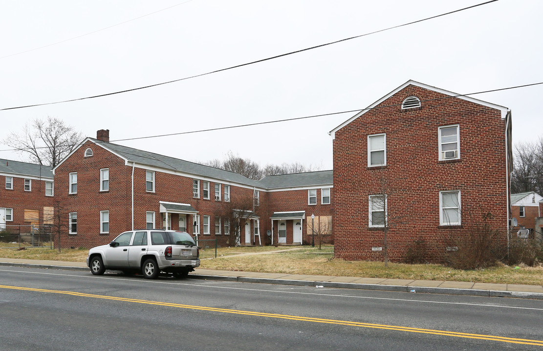 221-243 63rd St NE in Washington, DC - Building Photo