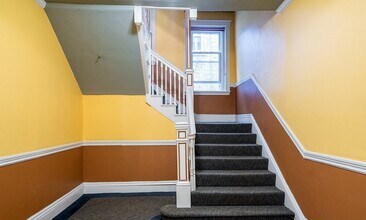 106 Queensberry St in Boston, MA - Building Photo - Building Photo