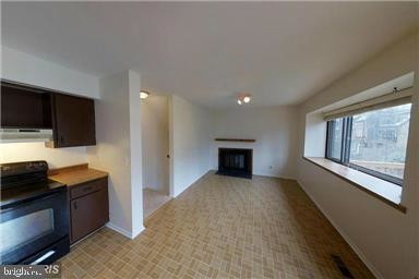 1543 Scandia Cir in Reston, VA - Building Photo - Building Photo