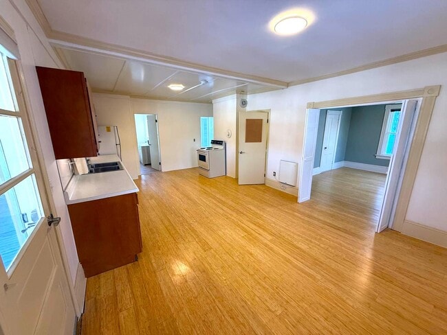 152 Furnace St, Unit 3 in North Adams, MA - Building Photo - Building Photo