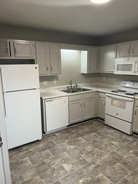 Sun Valley Apartments photo'