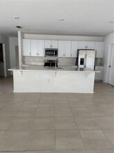 355 White Heron Wy in St. Cloud, FL - Building Photo - Building Photo