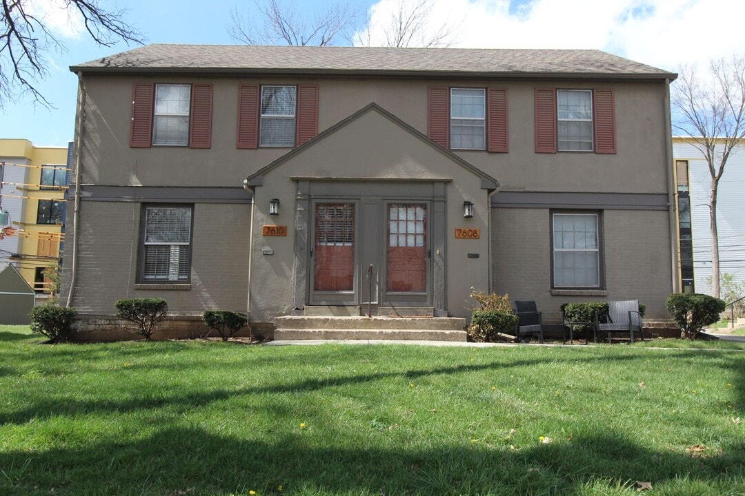 7610 Terrace St in Kansas City, MO - Building Photo