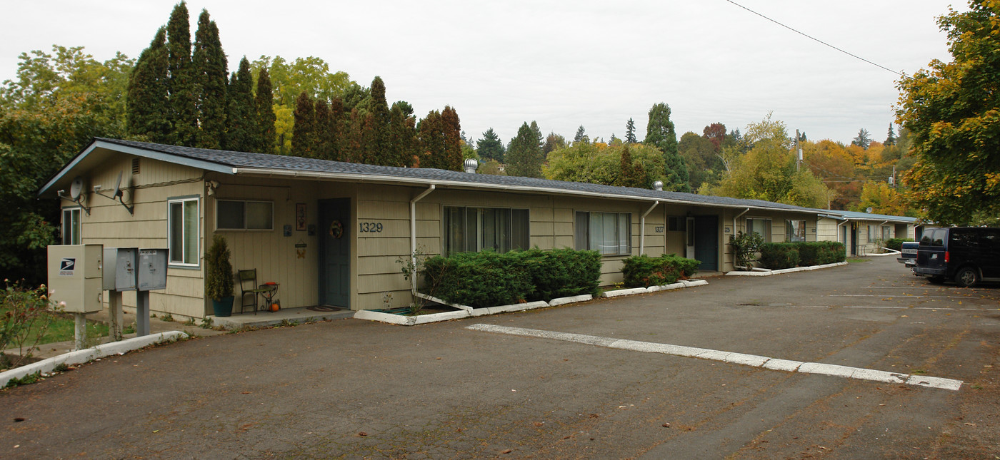 Summerpark Apartments in Salem, OR - Building Photo