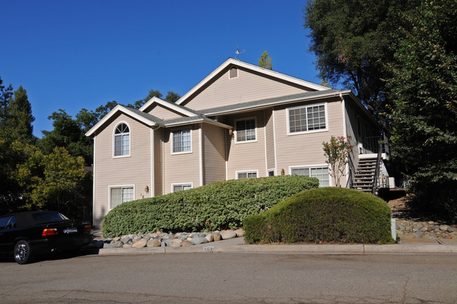 161 Brewery Ln in Auburn, CA - Foto de edificio - Building Photo