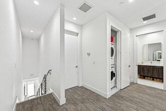 1034 NE 18th Ave in Fort Lauderdale, FL - Building Photo - Building Photo