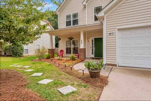 7012 City View Dr in Charlotte, NC - Building Photo