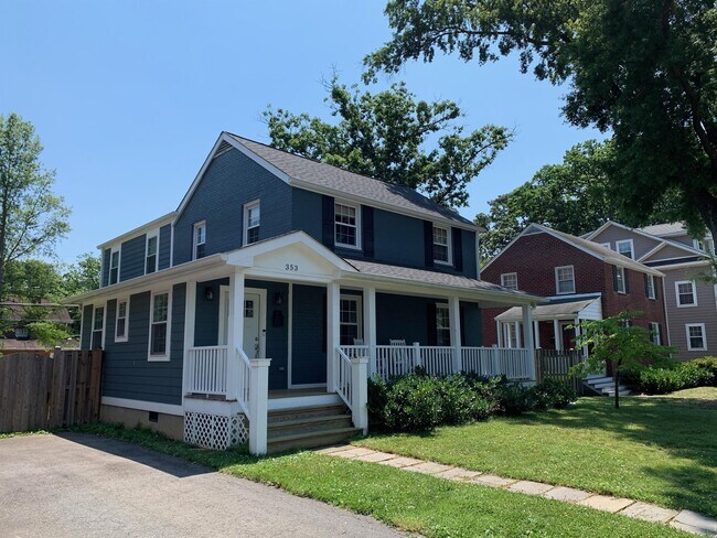 353 N Granada St in Arlington, VA - Building Photo - Building Photo