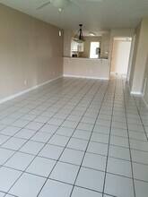 514 Northeast 24th Place, Unit Unit#21 in Cape Coral, FL - Building Photo - Building Photo