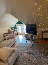 2314 Ashland Ave, Unit 3 in Cincinnati, OH - Building Photo - Building Photo