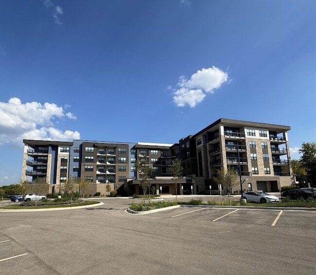 property at 234 W Diehl Rd