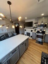 538B Winthrop Rd in Deep River, CT - Building Photo