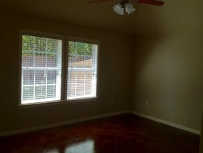 200 Chapel Trail Cir in Waco, TX - Building Photo - Building Photo