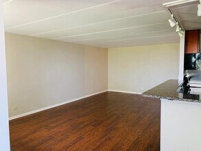 225 S Rohlwing Rd in Palatine, IL - Building Photo - Building Photo