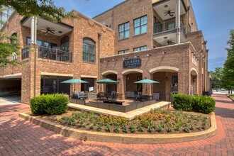 Vickers Roswell in Roswell, GA - Foto de edificio - Building Photo