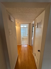 725 E Providencia Ave in Burbank, CA - Building Photo - Building Photo