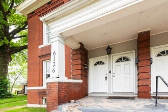 6126 Vermont Ave-Unit -6126 Vermont Ave, B, 1st Fl in St. Louis, MO - Building Photo - Building Photo