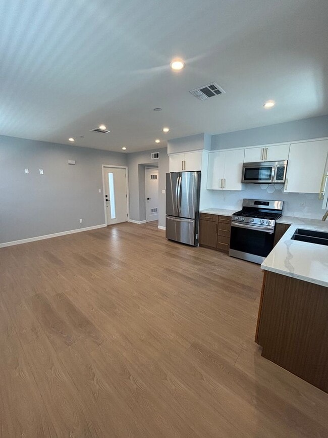 4820 1/2 S Slauson Ave in Culver City, CA - Building Photo - Building Photo
