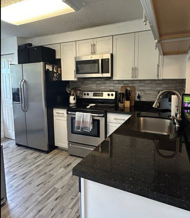 property at 3336 Confetti Ln