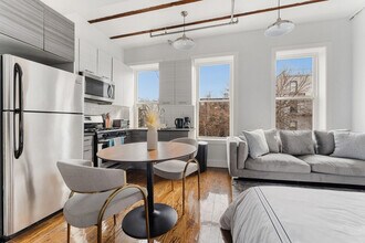 716 Madison St, Unit SI ID1466836P in Brooklyn, NY - Foto de edificio - Building Photo