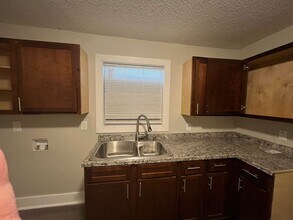 2119 Hunter's Crossing in Memphis, TN - Building Photo - Building Photo