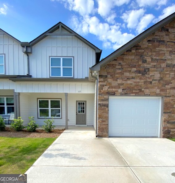 108 Crestpoint Rd in Bremen, GA - Building Photo