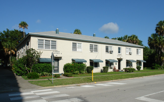 320 S Riverside Dr in New Smyrna Beach, FL - Building Photo - Building Photo