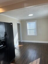 42 Meadowbank Ave, Unit 2 in Boston, MA - Building Photo - Building Photo