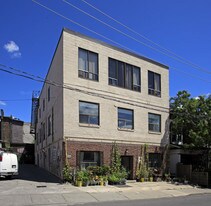 267 Brock Ave in Toronto, ON - Building Photo