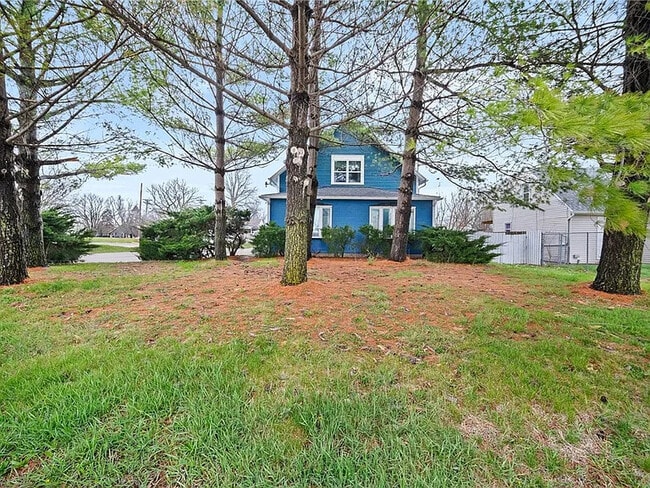 1725 Army Post Rd, Unit A in Des Moines, IA - Foto de edificio - Building Photo