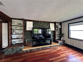 4490 NE Indian River Dr in Jensen Beach, FL - Building Photo - Building Photo