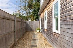 16 Gannett Rd in Scituate, MA - Foto de edificio - Building Photo