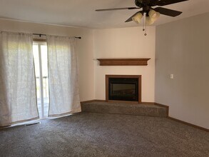 6924 N Edison Ave in Kansas City, MO - Building Photo - Building Photo