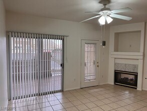 1401 Michael Way in Las Vegas, NV - Building Photo - Building Photo