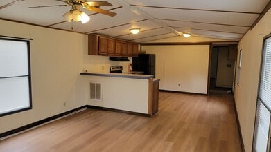 2201 SE 126th St in Starke, FL - Building Photo - Building Photo