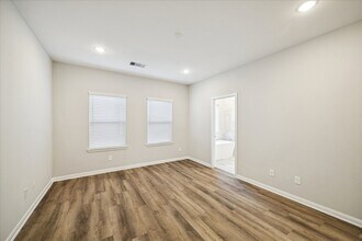 206 Clark Rd in Houston, TX - Building Photo - Building Photo