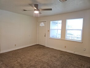 8311 Vera Lou St in Houston, TX - Building Photo - Building Photo